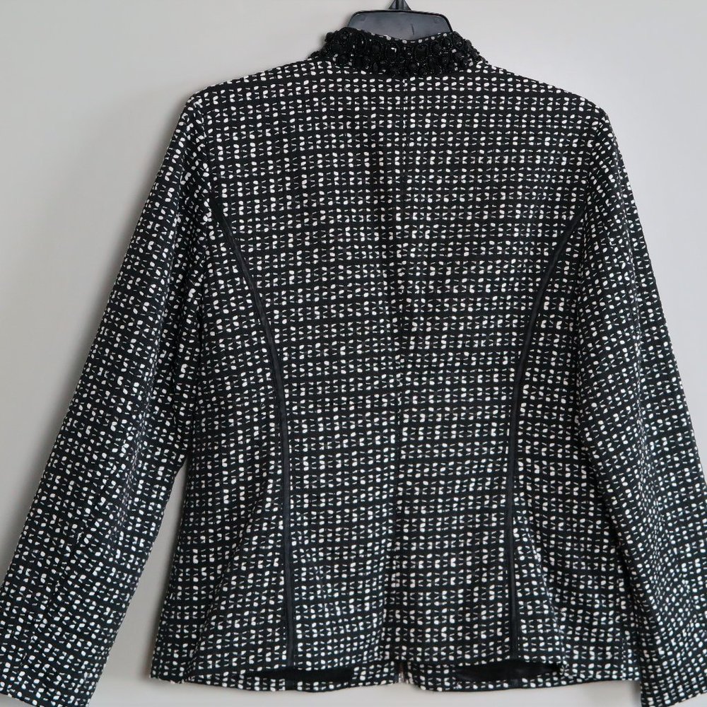 NWT Chico's Black/White Tweed Droplets "Thoara" Zip Jacket Size 1 (S/M) - Picture 7 of 8